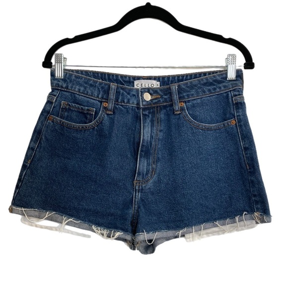 CELLO dark wash high rise short shorts w/ distressed hem NWOT - Picture 1 of 3